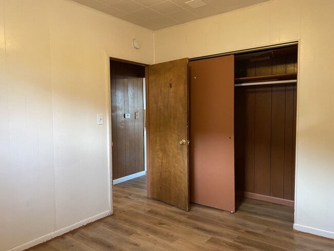 Building Photo - Mountain Bungalow in Spectacular Setting