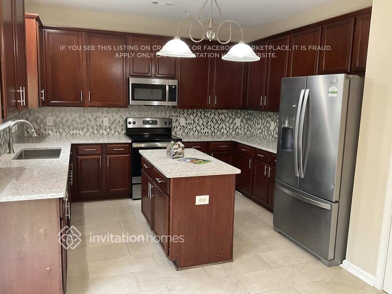 Building Photo - 6605 Pattonsburg Dr