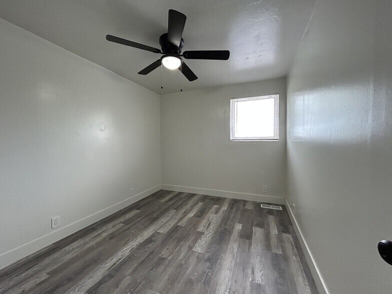Building Photo - 1340 S 200 E