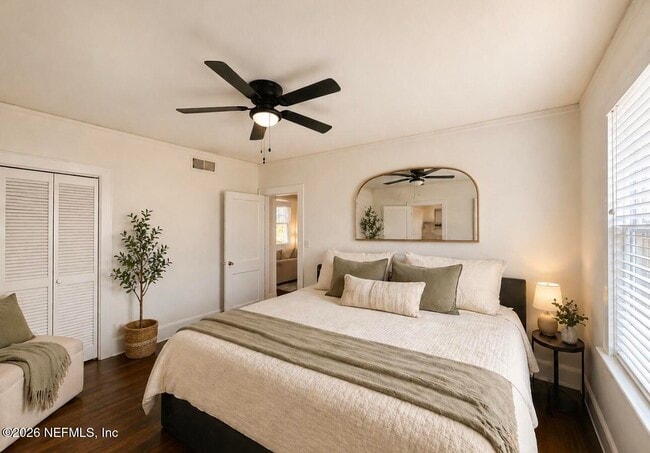 Building Photo - 1765 Canterbury St