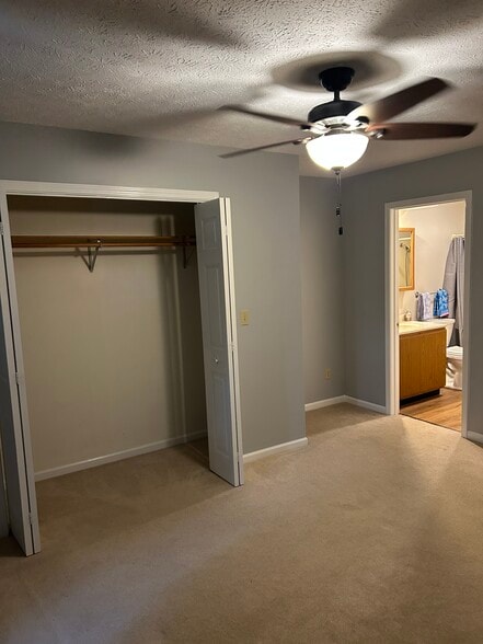 Master bedroom - 518 E South St