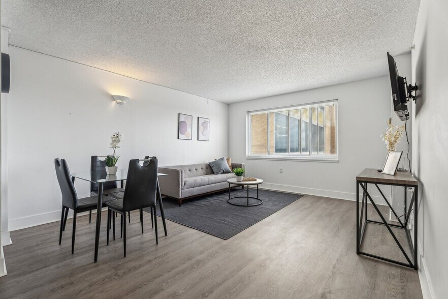 Building Photo - 1711 Bellevue Ave