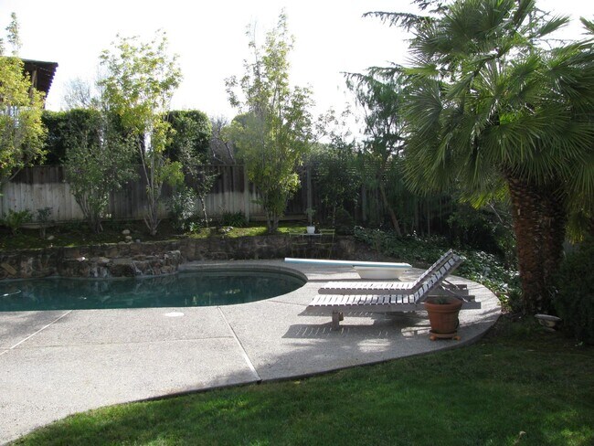 Building Photo - Coming Soon! Beautiful Gated Community in ...
