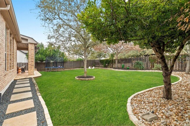 Building Photo - 17408 Wildrye Dr