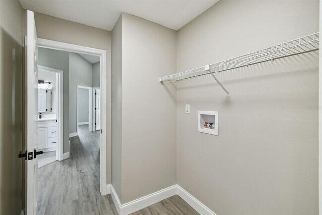 Building Photo - 1317 Ravida Woods Dr