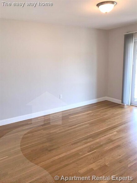 Building Photo - 134 Summer St