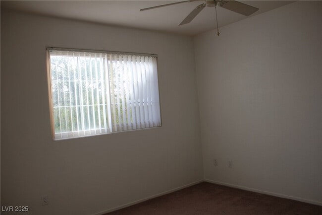Building Photo - 2325 Windmill Pkwy