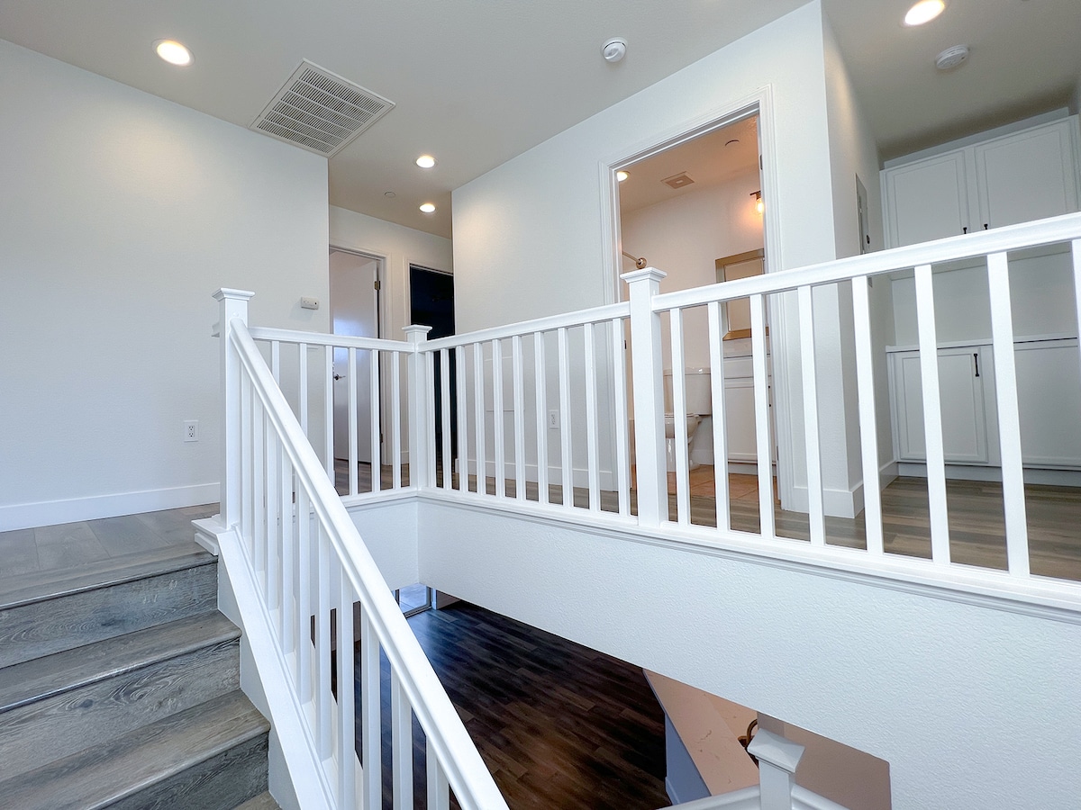 Building Photo - 16710 Nicklaus Dr