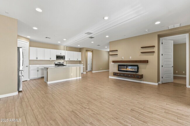 Building Photo - 2603 S Barks Canyon Trail
