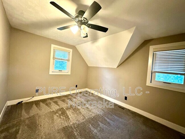 Building Photo - 2814 N 204th St