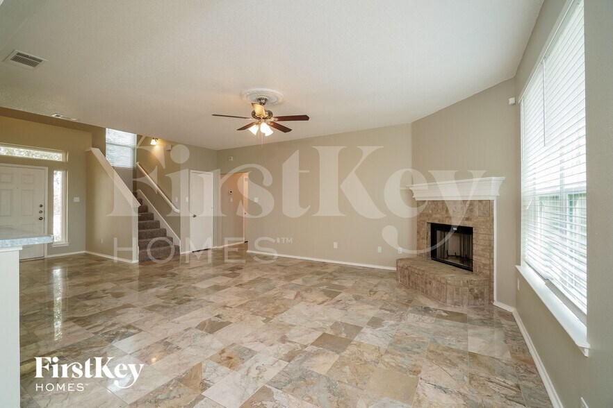 Building Photo - 8024 Mourning Dove Dr