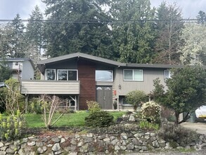 Building Photo - 401 109th Ave SE