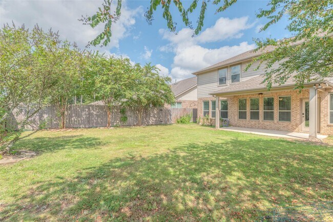 Building Photo - 2259 Golden Laurel Dr