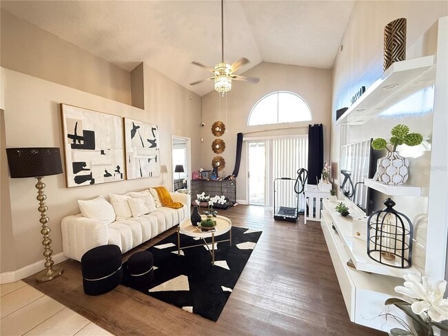 Building Photo - 8055 Antibes Ct