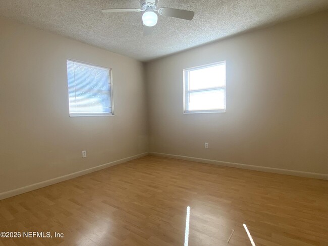 Building Photo - 11938 Inland Dr