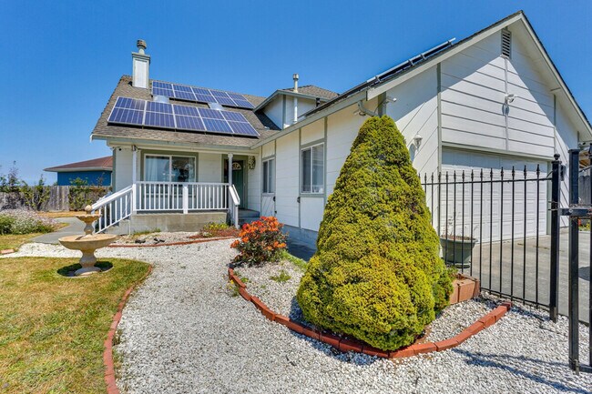 Building Photo - 5370 Bay Pointe Ct