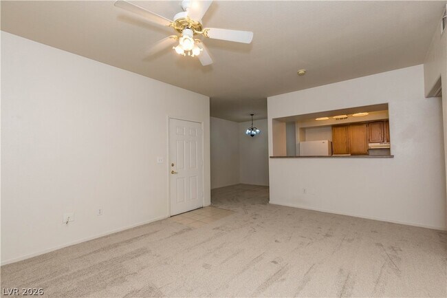 Building Photo - 7255 W Sunset Rd