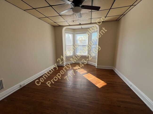 Building Photo - 3 Bedroom 1 Bath home in Central York School District