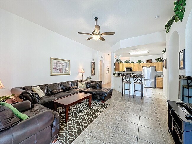 Building Photo - 107 Amaca Ln