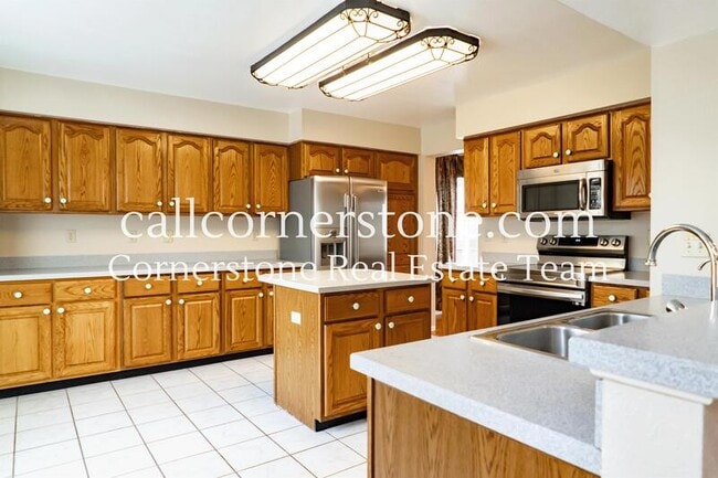 Building Photo - 9224 Amble Ct