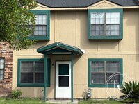 Building Photo - 815 Lesa St