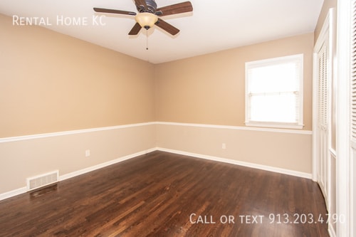 Building Photo - 10047 Lamar-