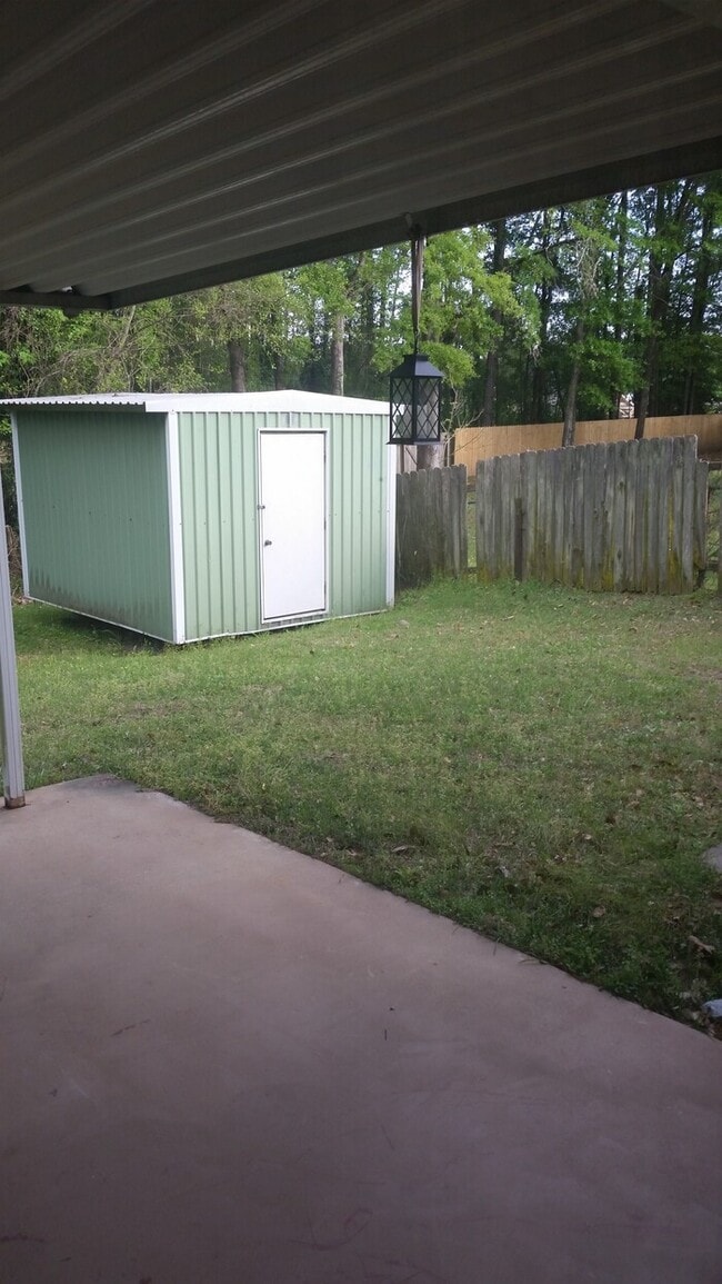 Building Photo - 1301 Scott St