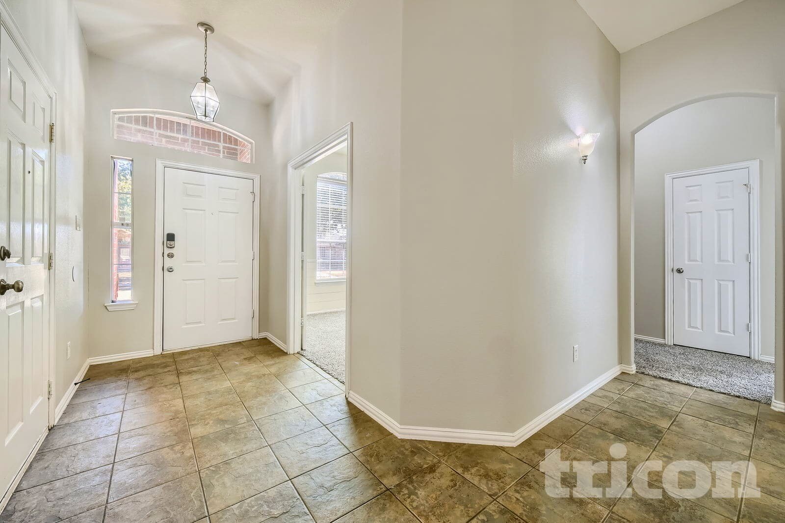 Building Photo - 2615 Hardwood Trail
