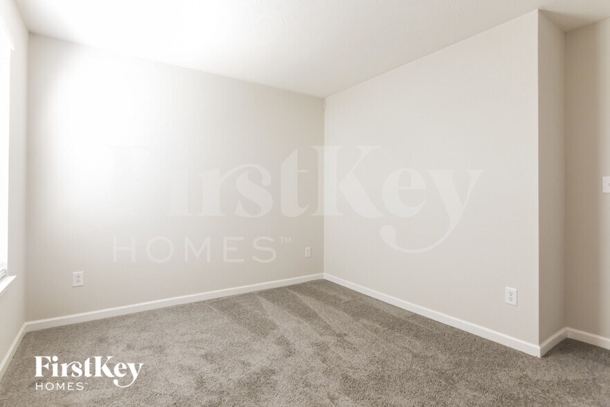 Building Photo - 8349 Burket Way