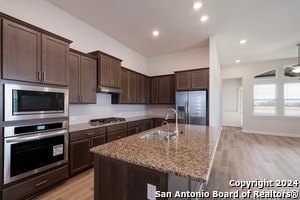 Building Photo - 2052 Stephanie Ave