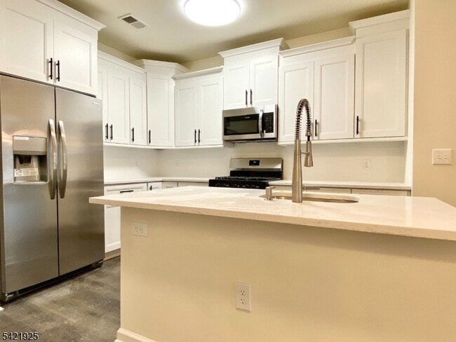 Building Photo - 169 Tarrington Rd