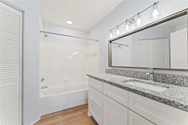 Building Photo - 10454 White Lake Ct