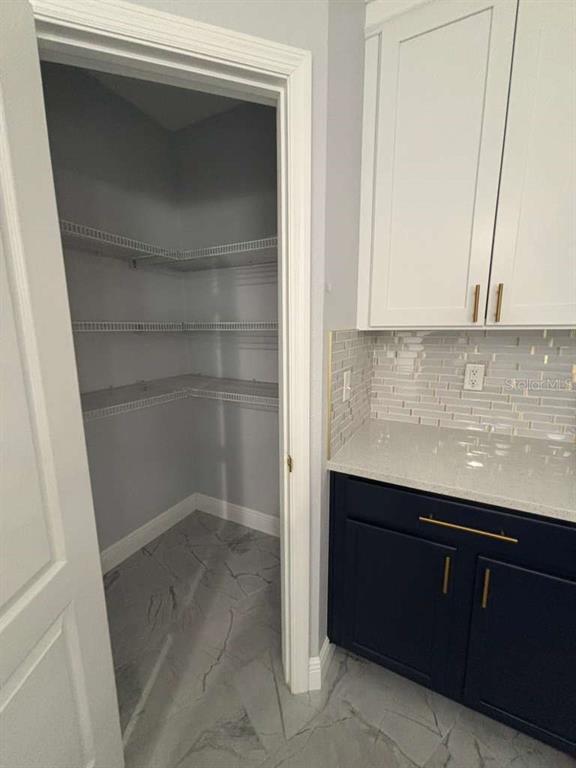 Building Photo - 1174 Haines Dr