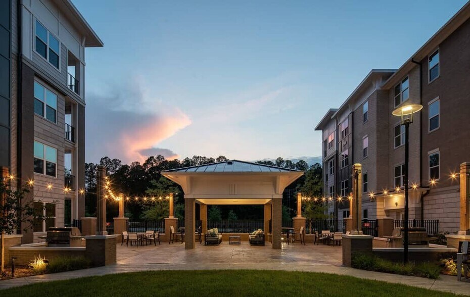 Pointe at Lake CrabTree 2599 Evans Rd Morrisville NC 27560