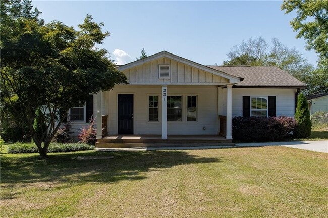 Building Photo - 331 Camilla Cir SW