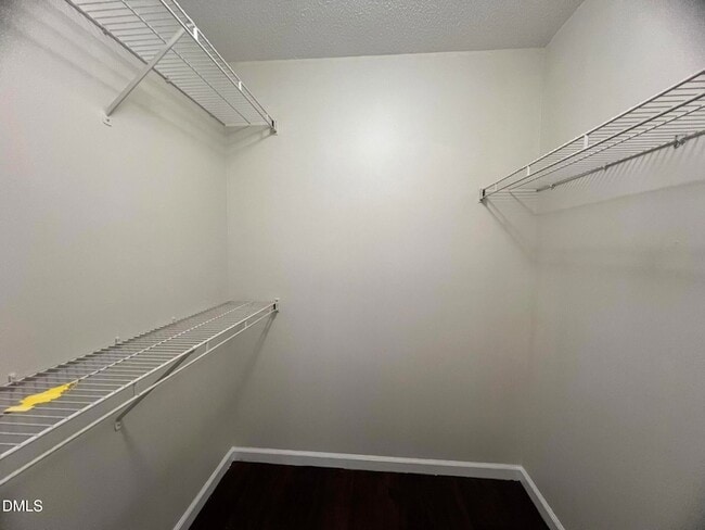 Building Photo - 500 Chinaberry Ln