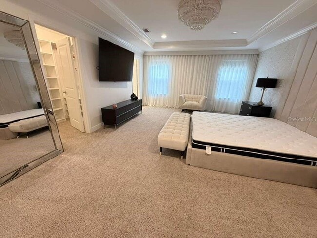 Building Photo - 11737 Verrazano Dr