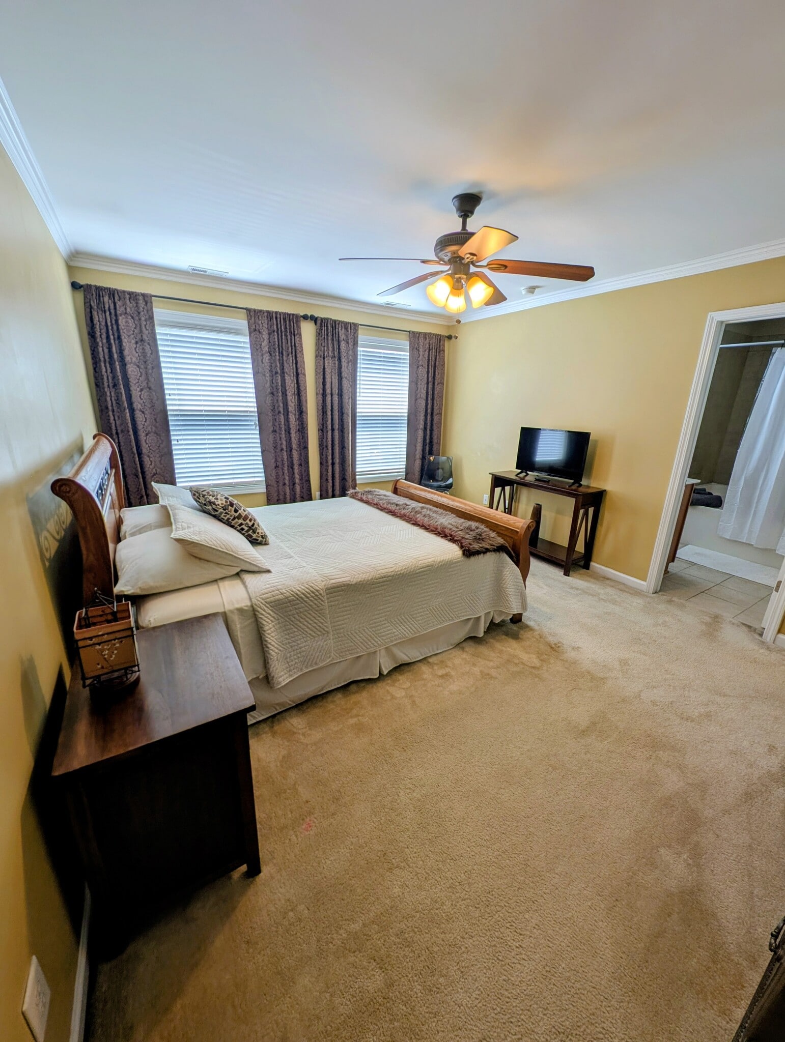 Building Photo - 711 Keystone Park Dr