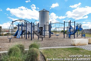 Building Photo - 14055 Wool Pk