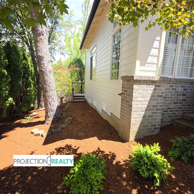 Building Photo - 15239 NW Moresby Ct
