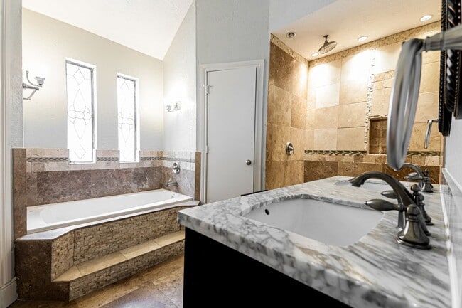Building Photo - 4 BR/3BA | Newly Renovated Single Family Home | Fenced Patio | Private Pool!