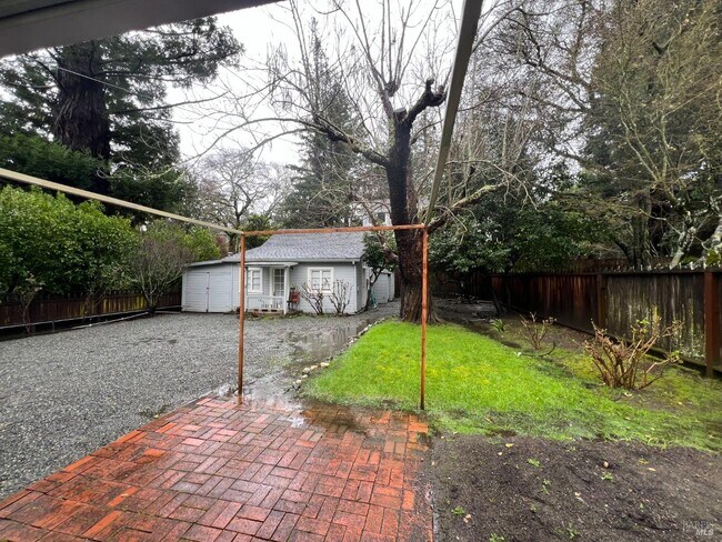 Building Photo - 127 Bolinas Ave