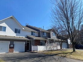 Building Photo - 17975 Cobblestone Way
