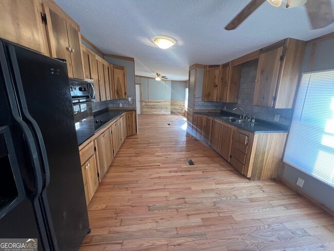 Building Photo - 1425 Dowdy Rd