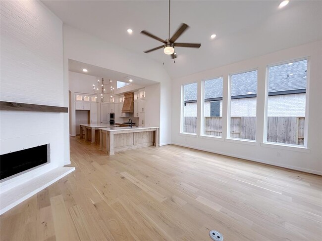 Building Photo - 5222 Tahoe Ct