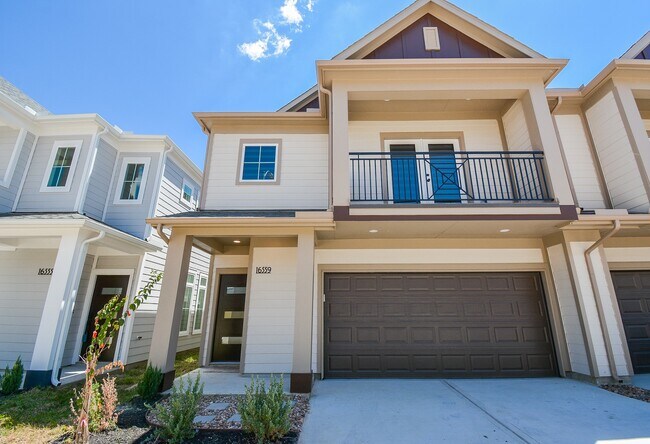 Building Photo - 16559 Oasis Glade Dr