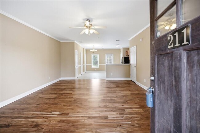 Building Photo - 211 Oconee River Cir