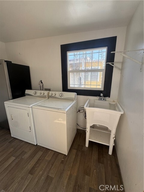 Building Photo - 146 W 58th St