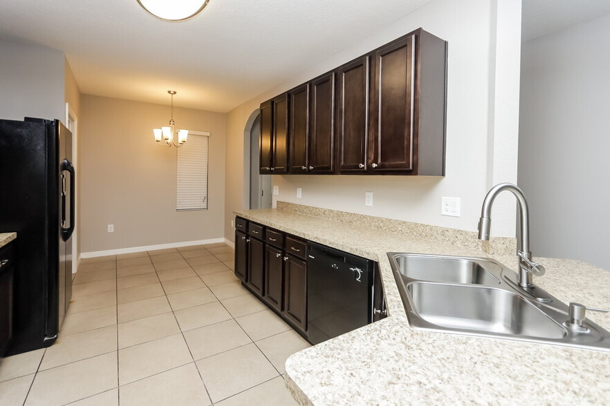 Building Photo - 3340 Tawny Grove Pl