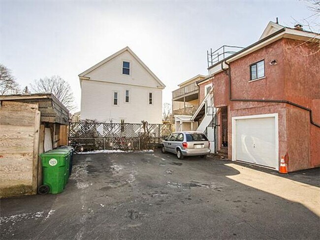Building Photo - 2-Bed + 2-Bath with Garage Parking West Newton